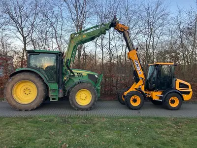 Trecker und Teleradlader