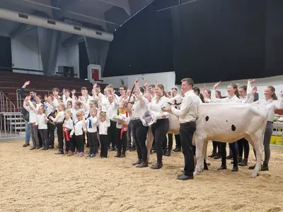 Jungz&uuml;chterwettbewerb in der Halle Gartlage mit unserer Auszubildenden Emma und Tochter Nika