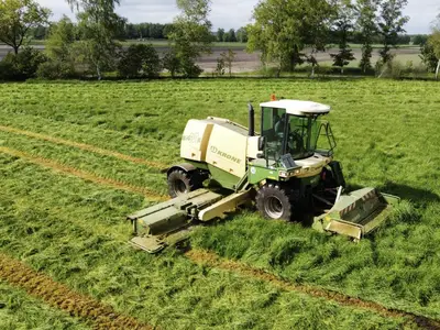 Krone Big m2 M&auml;hwerk