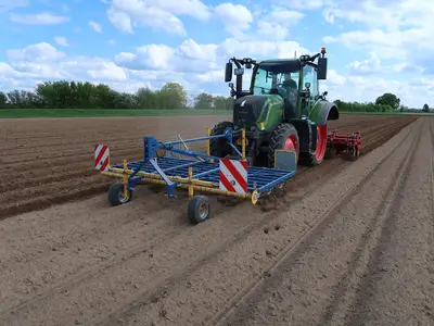 Striegel mit H&auml;ufler