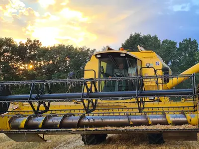 M&auml;hdrescher l&auml;dt &uuml;ber