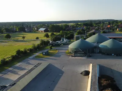 Biogasanlage aus der Vogelpersperktive