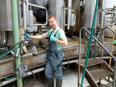 Spa&szlig; beim Melken :)