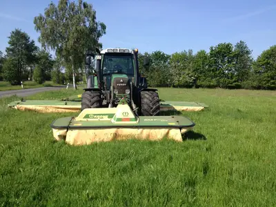 Gras m&auml;hen