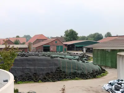 Hof Hots - Stallungen