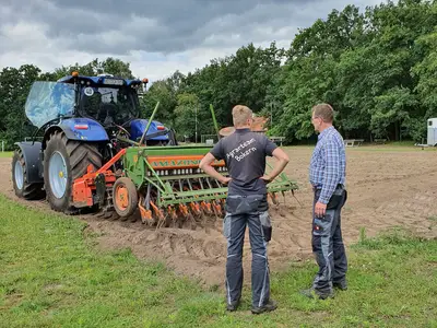 Einstellen der Drillmaschine