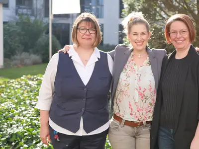 Serviceleitung Katharina Klein, Restauranleitung Katrin Mittelst&auml;dt (re) und Bianca Rasch (li)