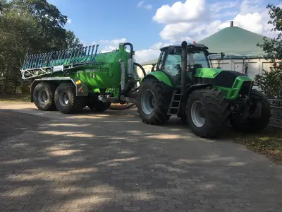 G&uuml;llefa&szlig; mit 15m Bomech