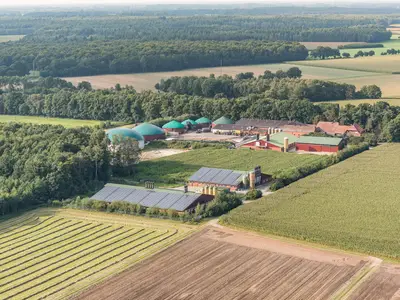 Unser Betrieb von oben