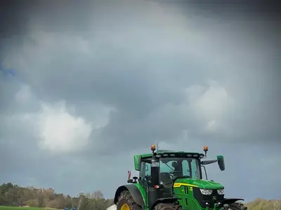 Pfl&uuml;gen