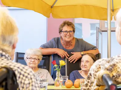 Menschen auf Augenh&ouml;he begegnen