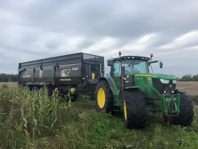 Black Bandit beim Häckseln
