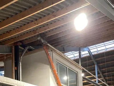 3. Roboter mit B&uuml;ro