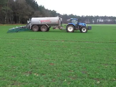 G&uuml;lleausbringung